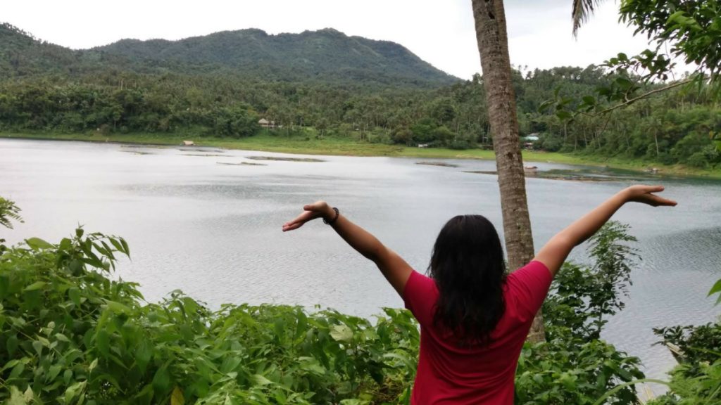 yambo lake's craters view