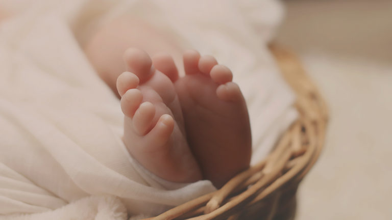 Activities for Baby 0-2 Months| Activities to Help Baby Grow and Learn |0-2